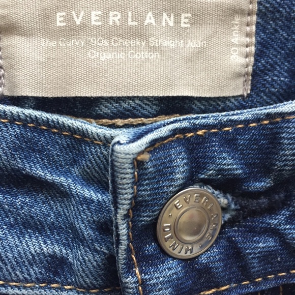 Everlane The Curvy ’90s Cheeky Straight Jeans - Picture 9 of 10